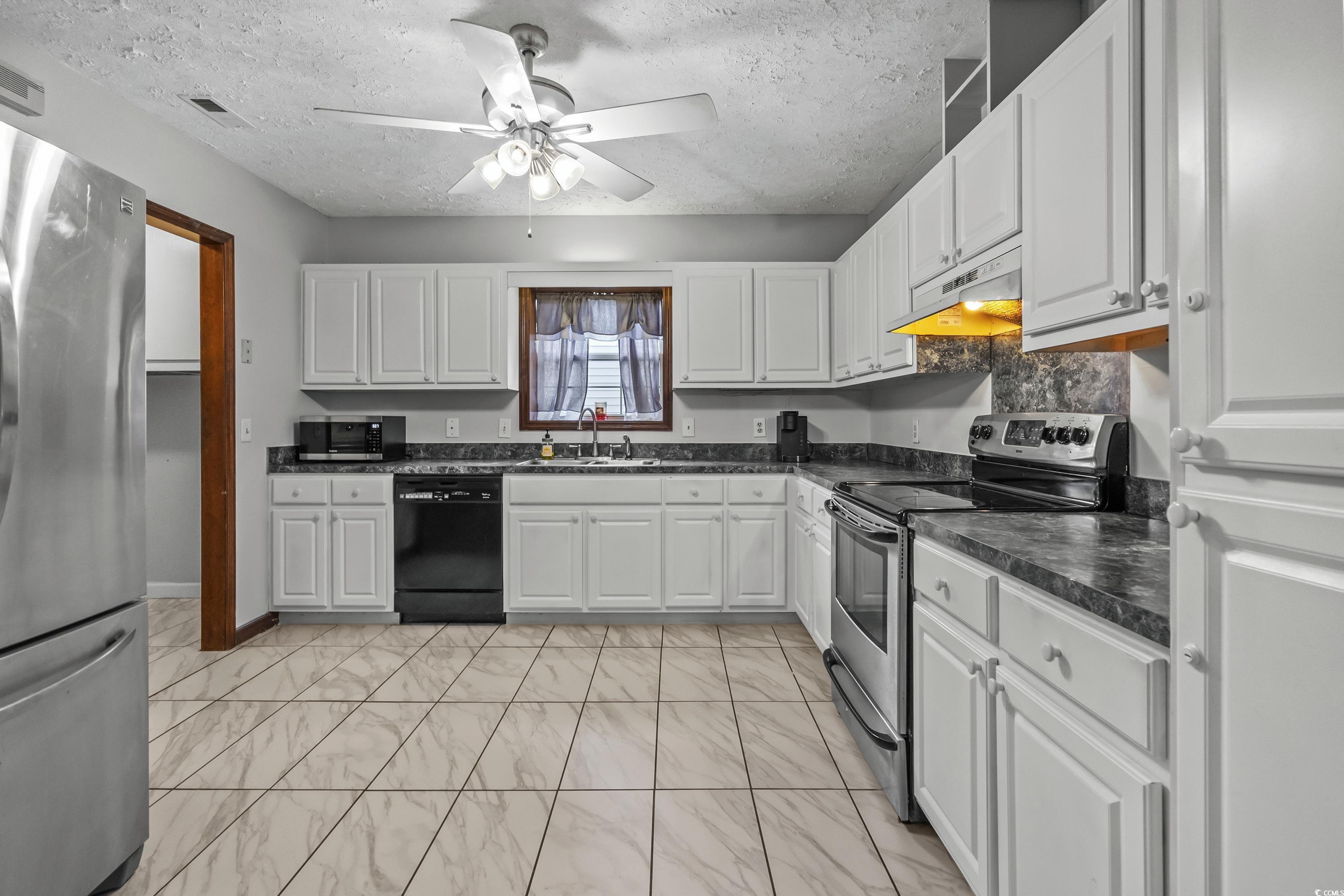 108 Deer Trace Circle Myrtle Beach, SC 29588 - Photo 6 of 40