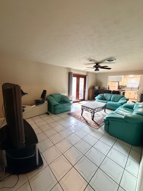 5655 Edith Street Houston, TX 77081 - Photo 5 of 15