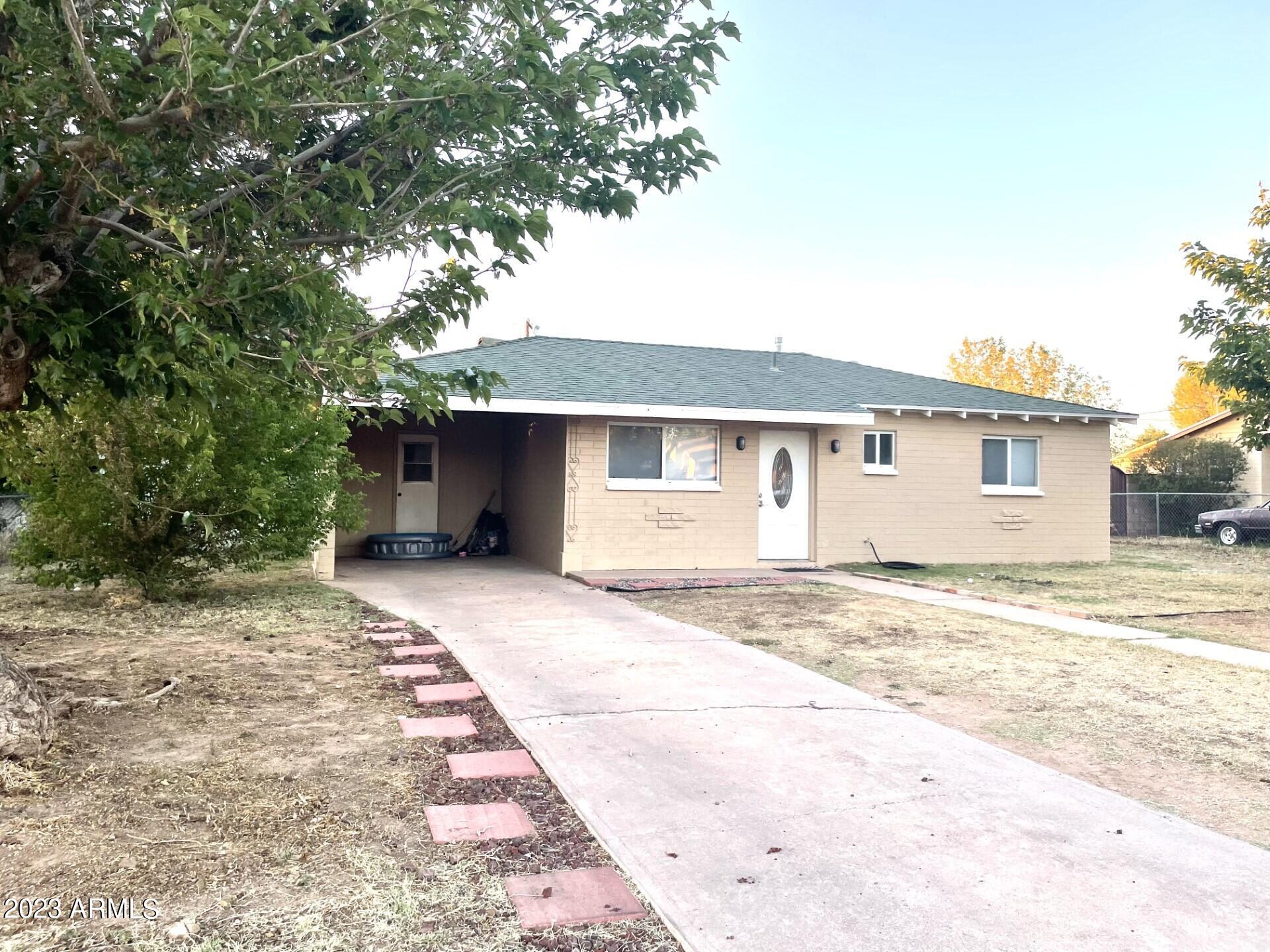 2454 East 14th Street Douglas, AZ 85607 - Photo 2 of 26 thumbnail_IMG_1106
