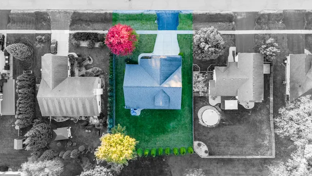 $519,900 | 2044 Matthew Avenue, Twin Lakes, WI 53181