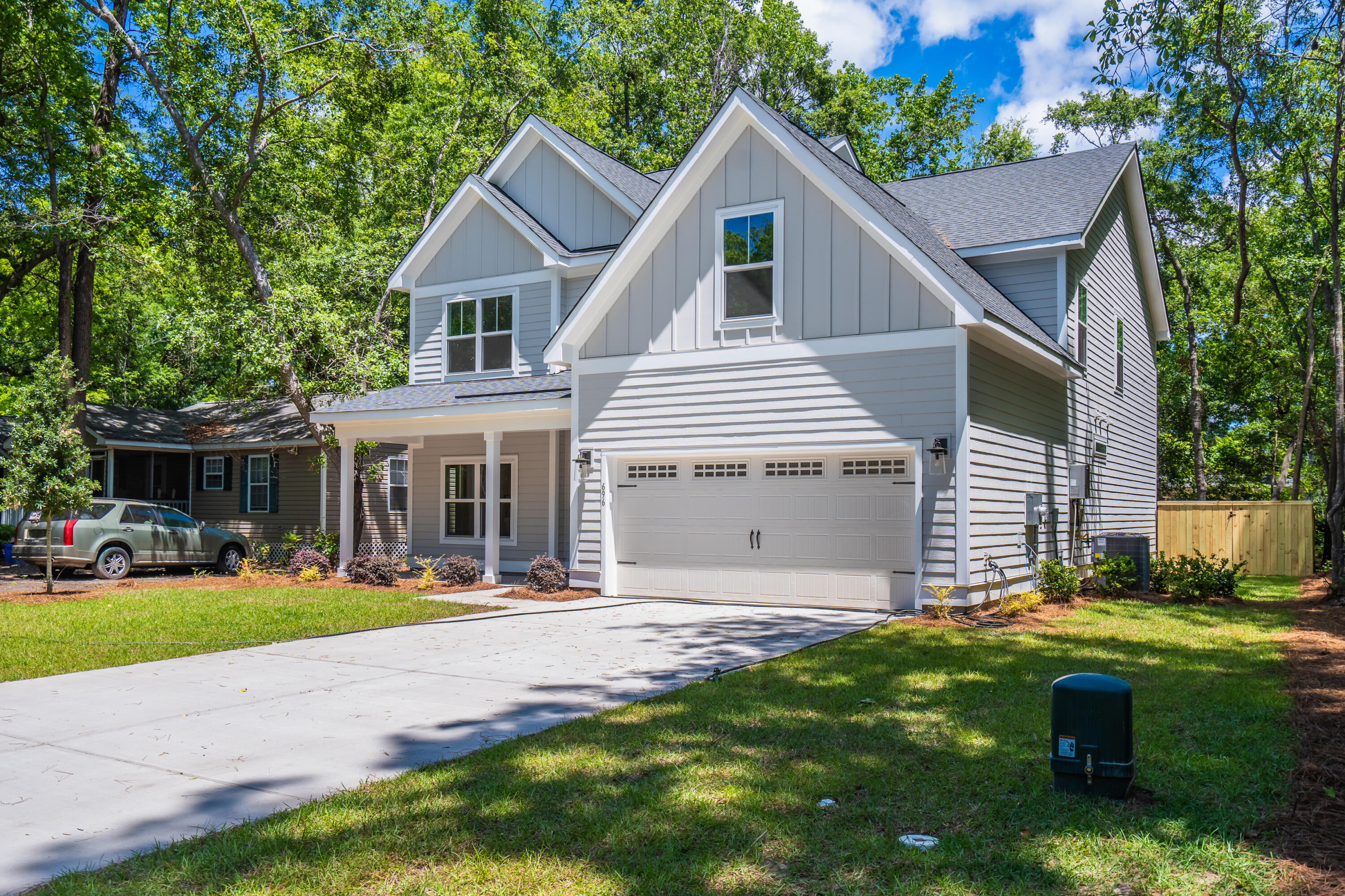 696 Eagle Street Mount Pleasant, SC 29464 - Photo 2 of 56 696BaldEagleSt-KeenEyeMarketing-002