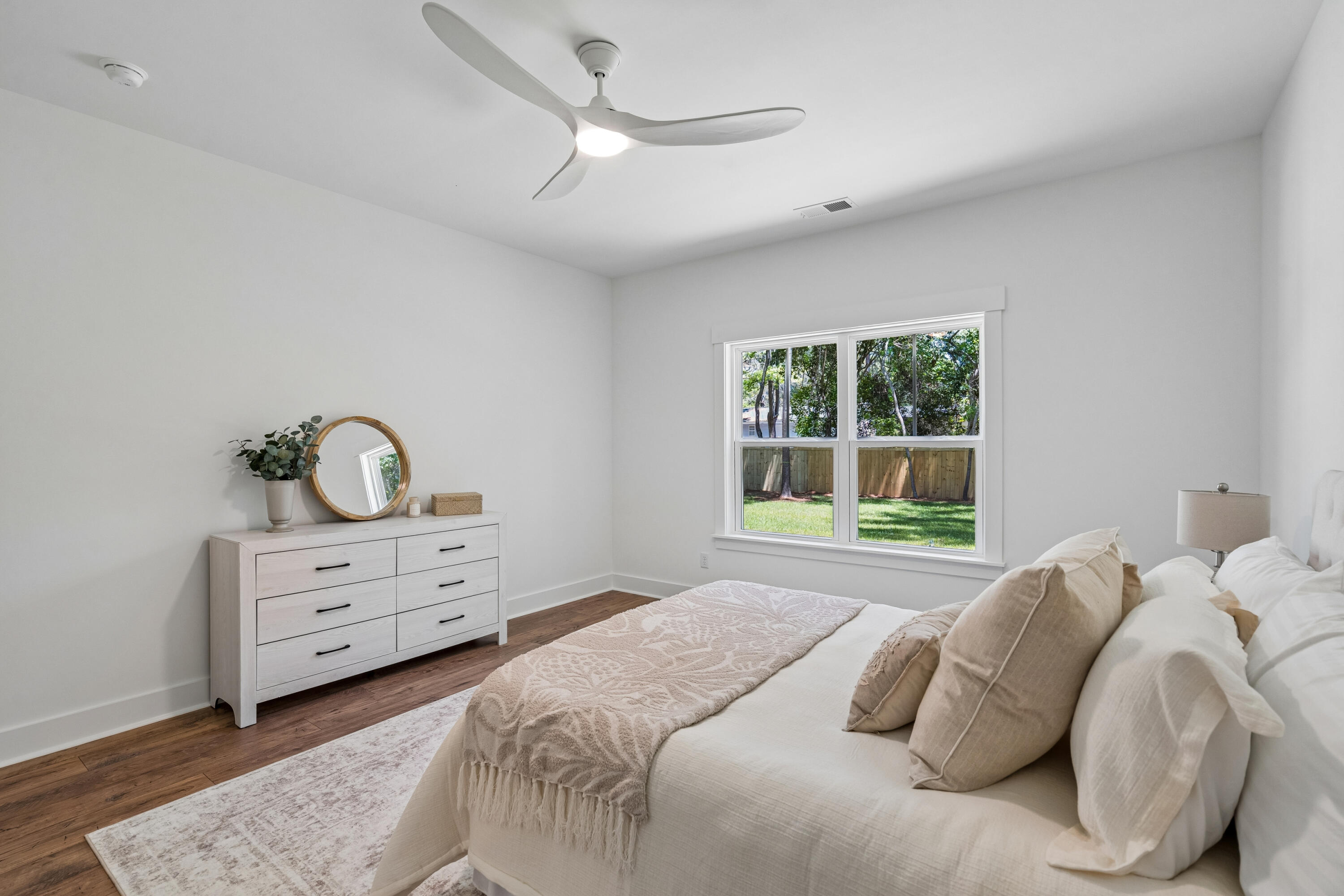 696 Eagle Street Mount Pleasant, SC 29464 - Photo 25 of 56 696BaldEagleSt-KeenEyeMarketing-043