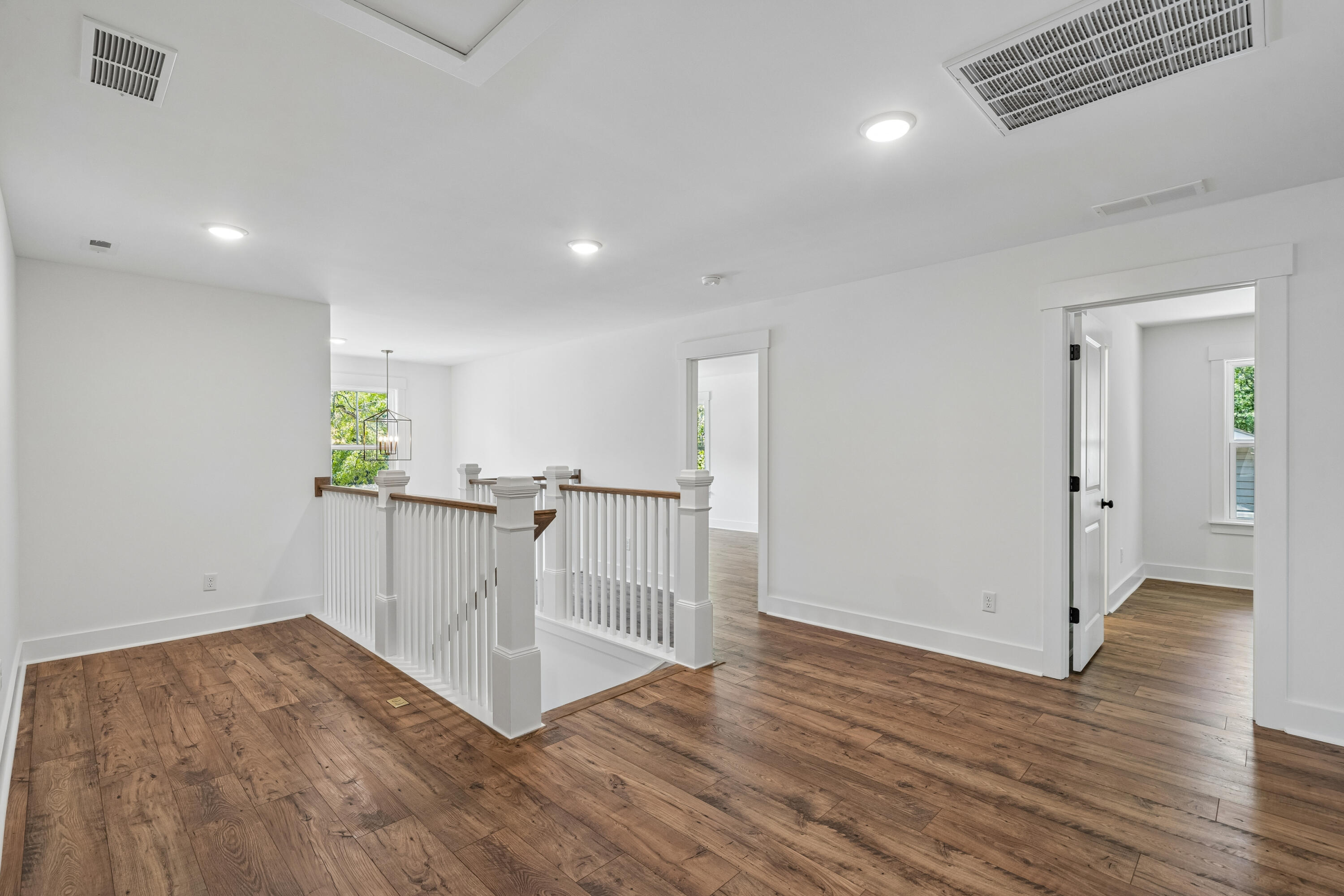 696 Eagle Street Mount Pleasant, SC 29464 - Photo 37 of 56 696BaldEagleSt-KeenEyeMarketing-056