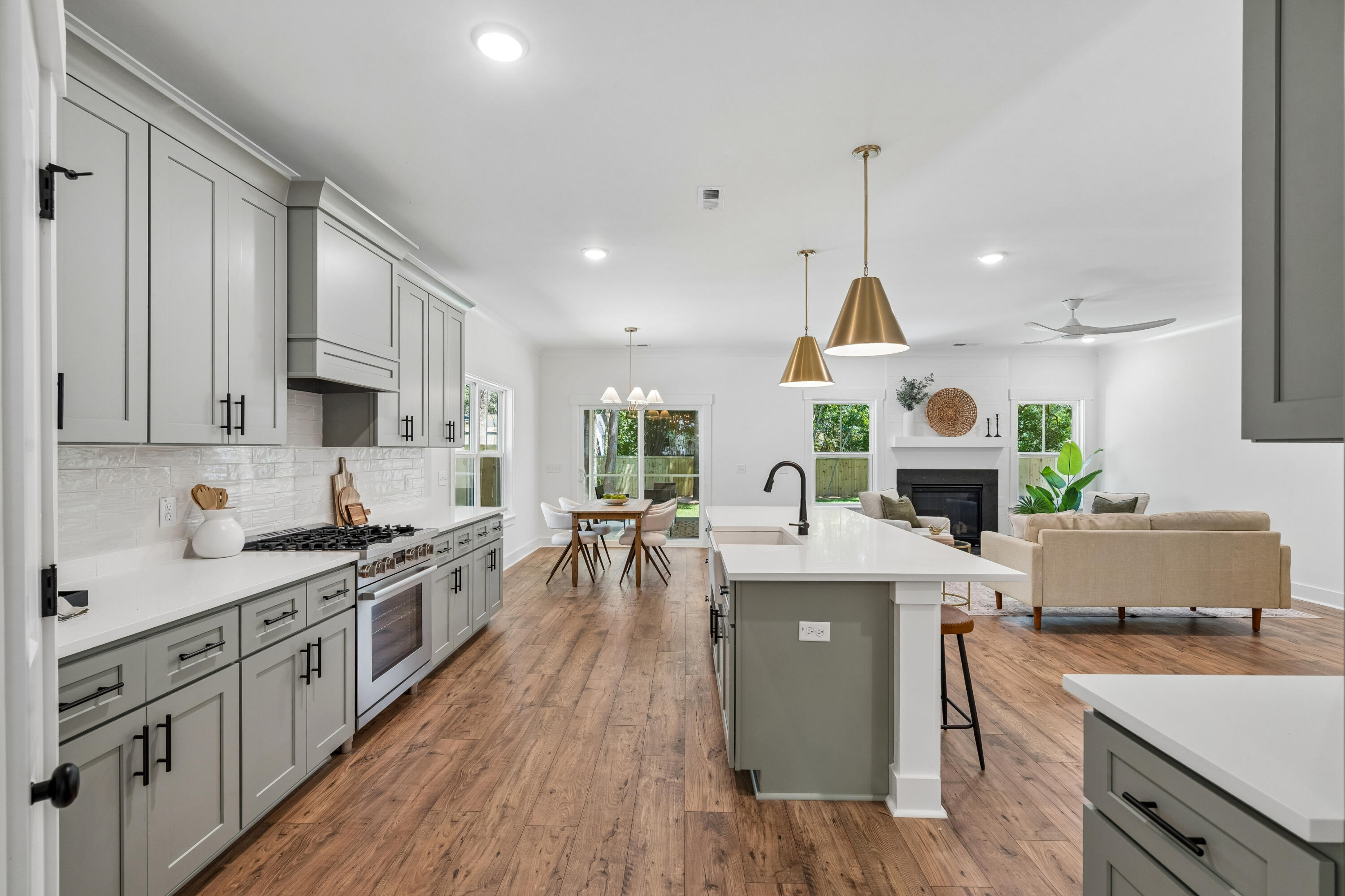 696 Eagle Street Mount Pleasant, SC 29464 - Photo 9 of 56 696BaldEagleSt-KeenEyeMarketing-018