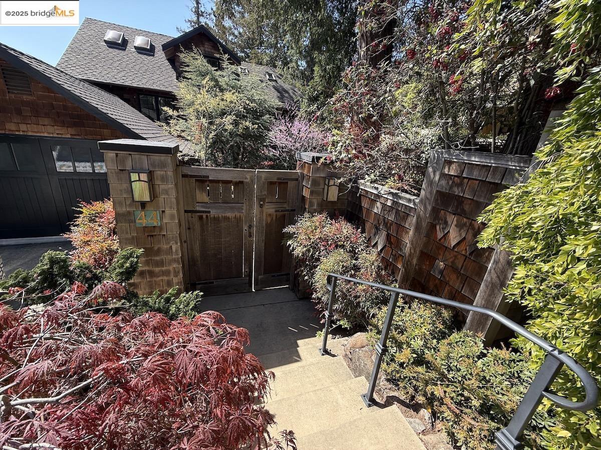 Domingo Avenue Berkeley, CA 94705 - Photo 3 of 43 a view of a backyard