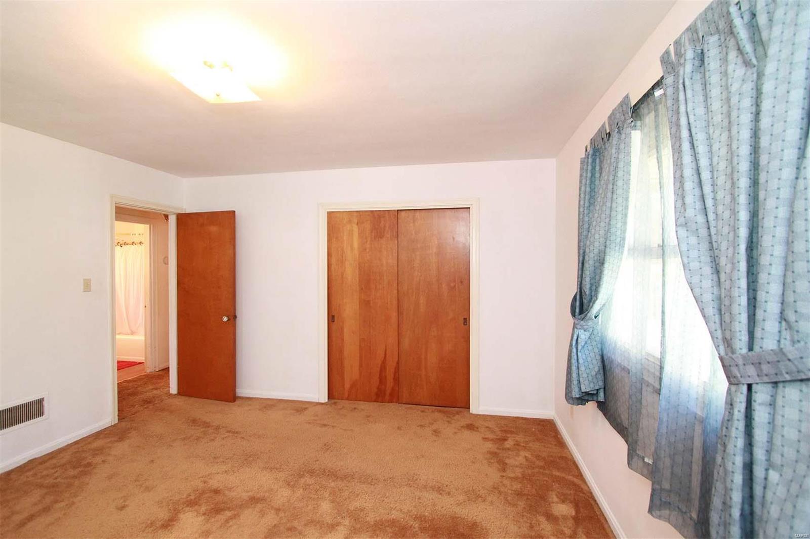3211 Edwards Street Alton, IL 62002 - Photo 12 of 19 Gallery Image 12