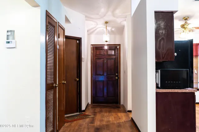 $220,000 | 11339 Island Shore Drive West, Jacksonville, FL 32218