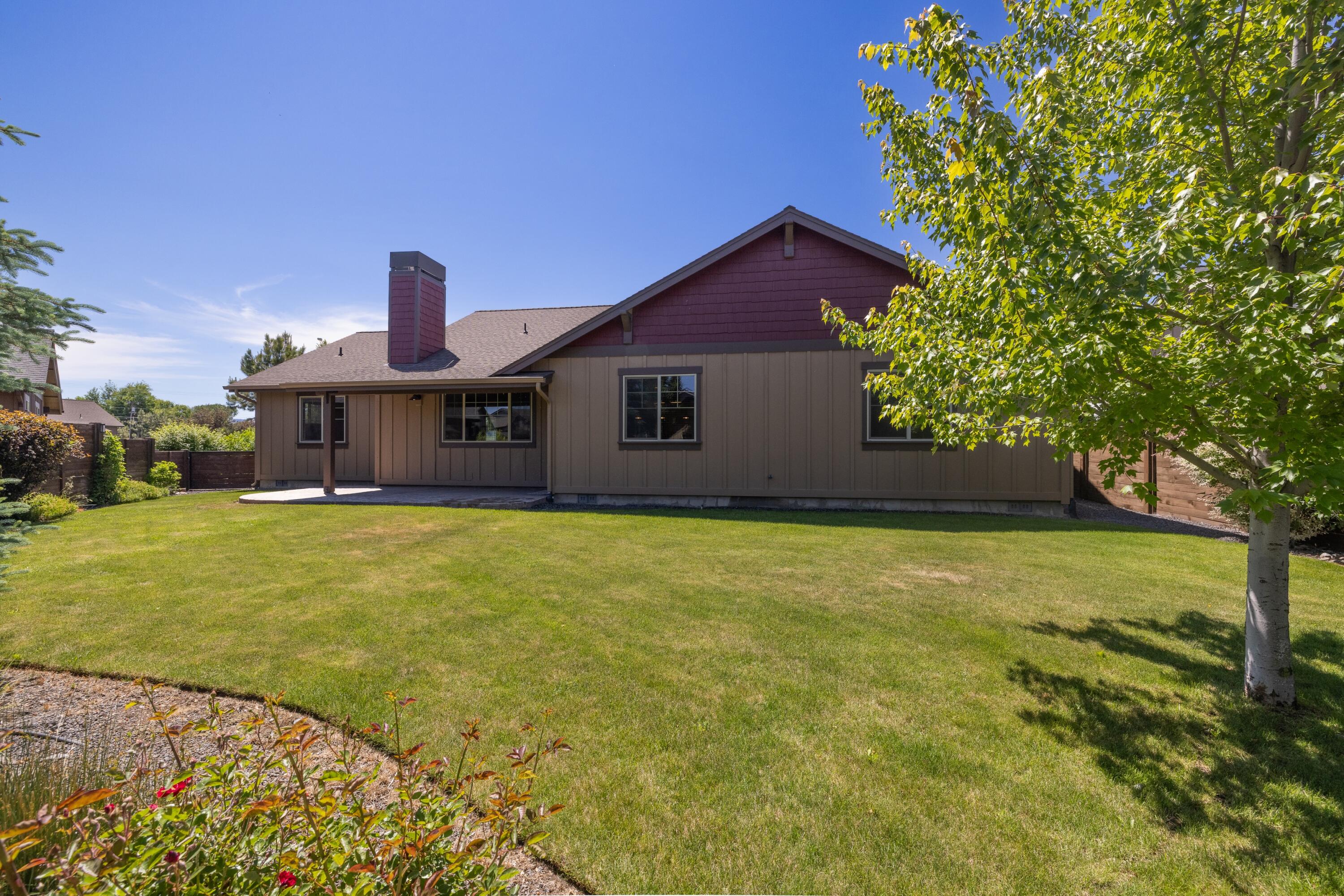 243 Northwest Saddle Ridge Loop Prineville, OR 97754 - Photo 31 of 35 Back Yard