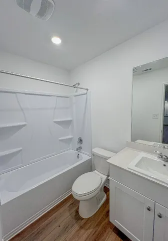 $1,400 | 129 Hellcats Way, Jarrell, TX 76537