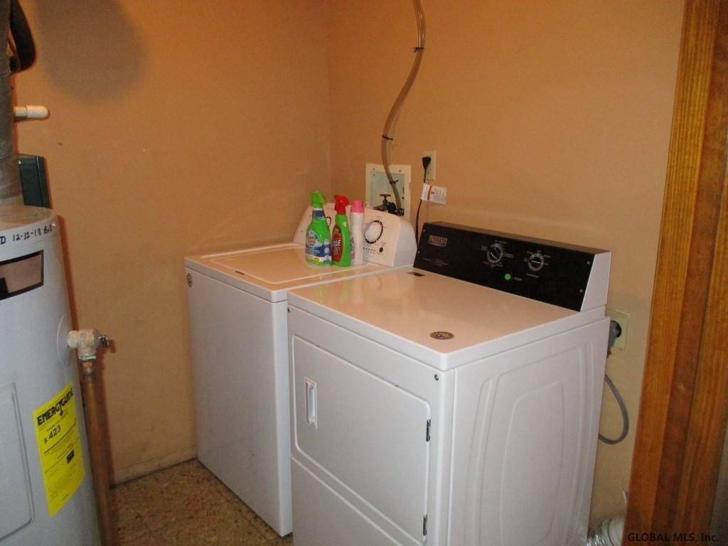 2023 Balltown Road Niskayuna, NY 12309 - Photo 30 of 45 Photo 29