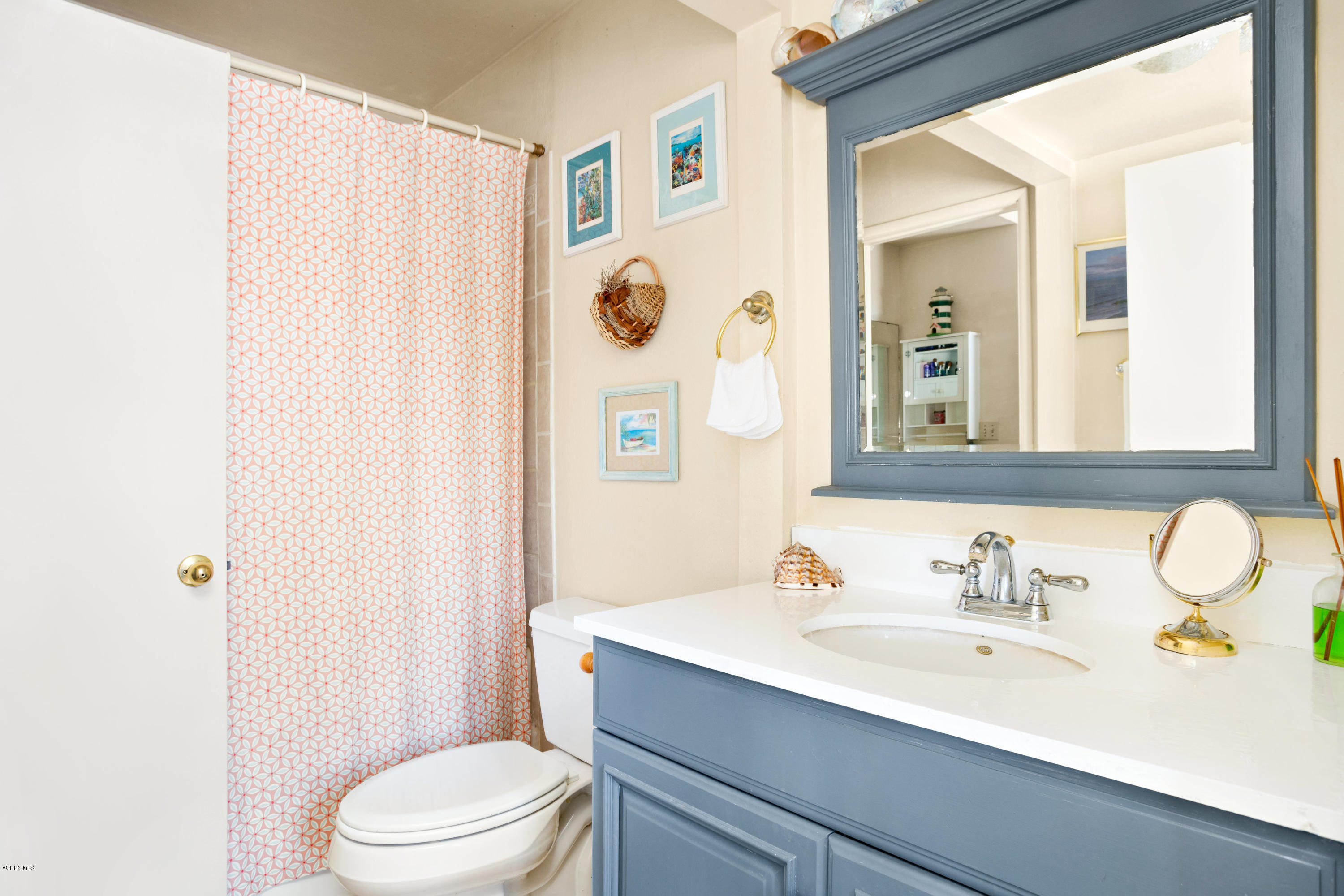 5120 West Wooley Road, Unit 1 Oxnard, CA 93035 - Photo 14 of 25 DSC00198