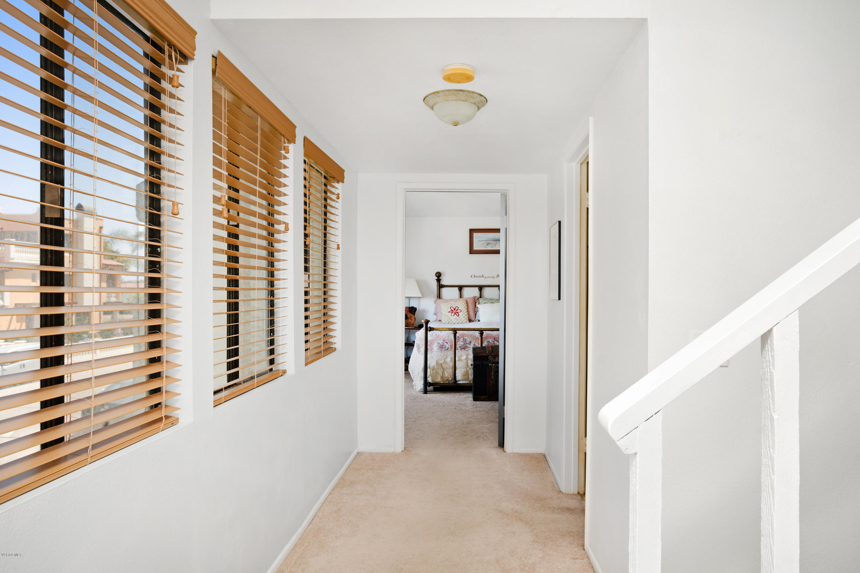 5120 West Wooley Road, Unit 1 Oxnard, CA 93035 - Photo 17 of 25 DSC00207