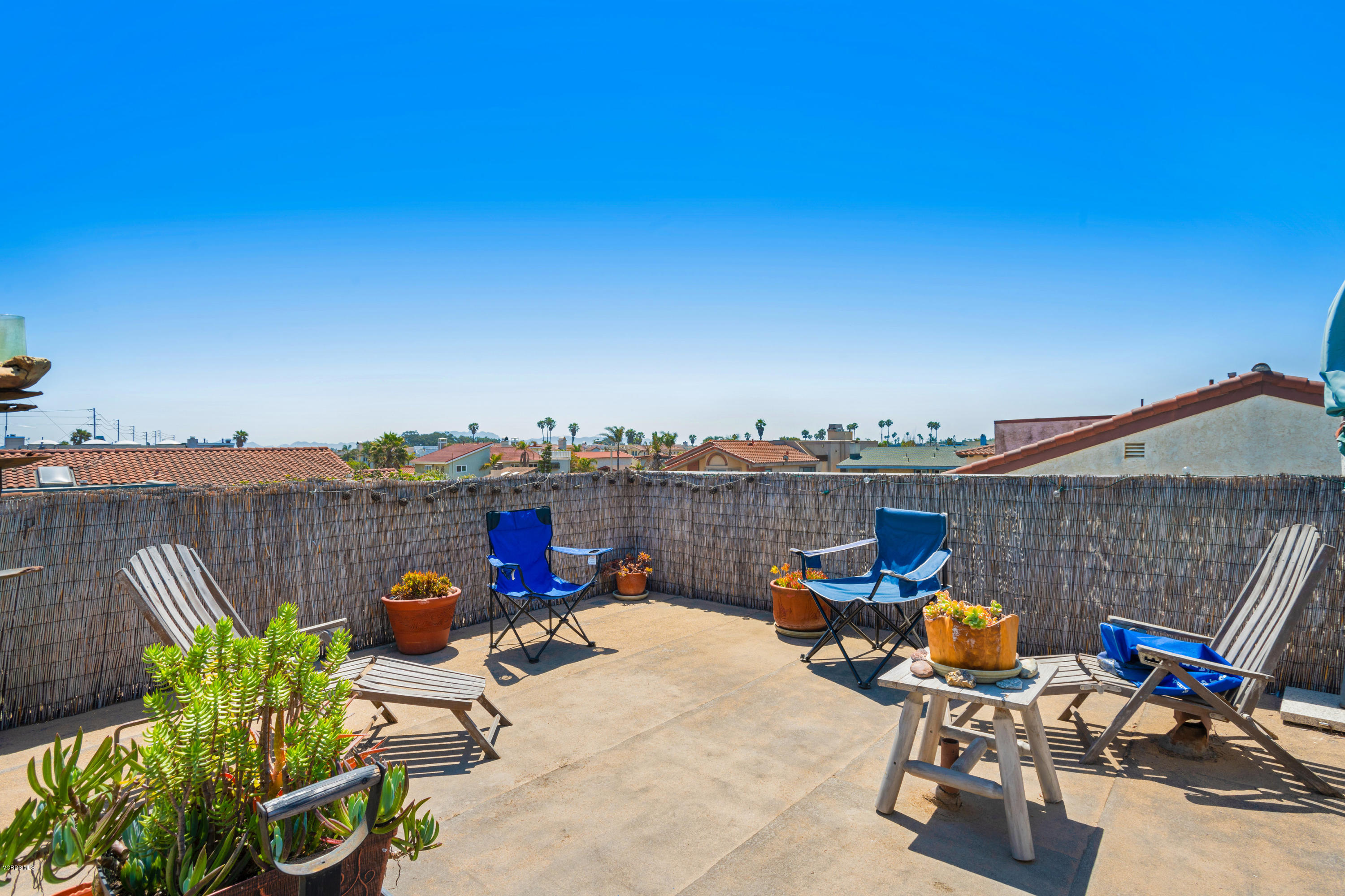 5120 West Wooley Road, Unit 1 Oxnard, CA 93035 - Photo 19 of 25 DSC00210
