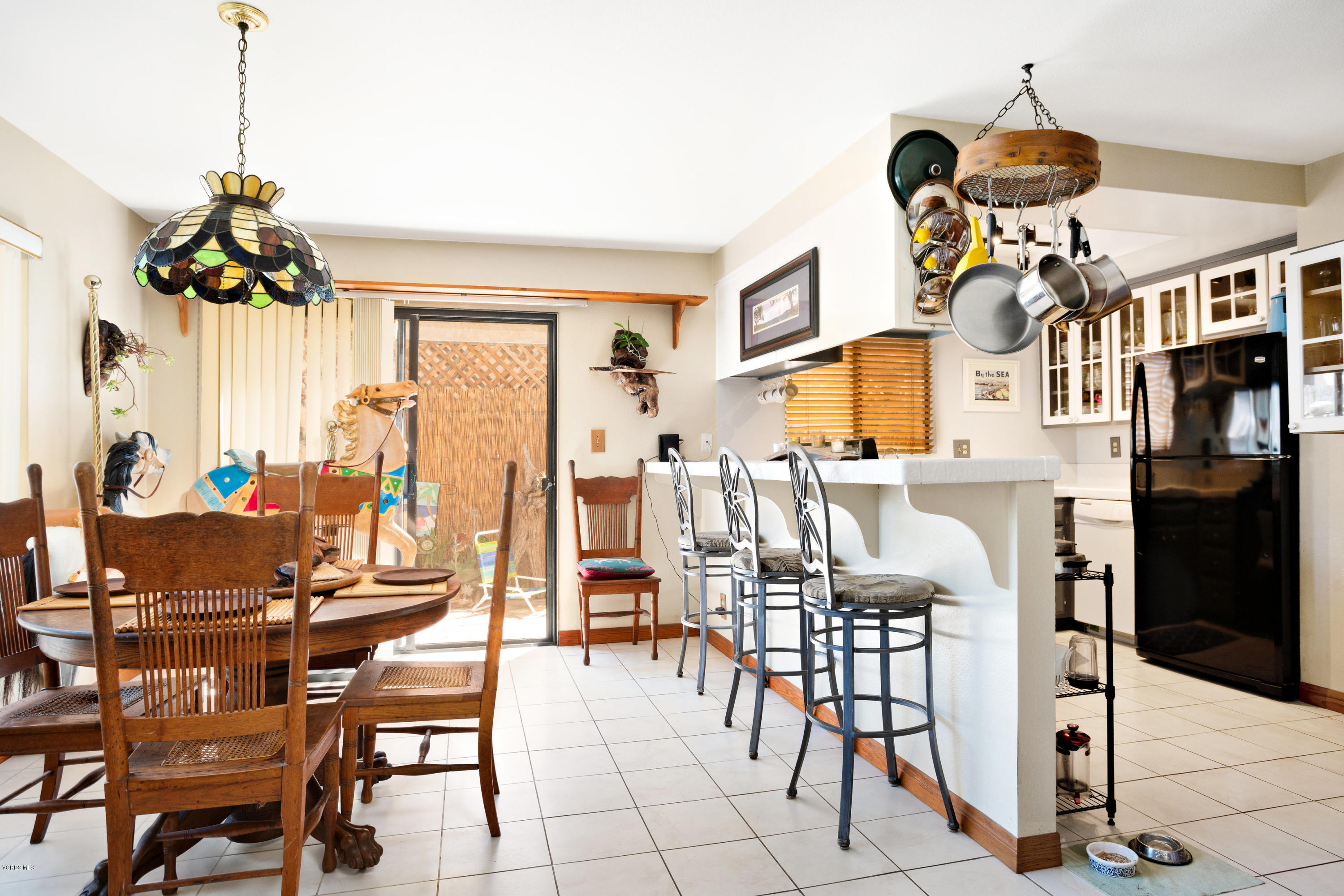 5120 West Wooley Road, Unit 1 Oxnard, CA 93035 - Photo 5 of 25 DSC00190