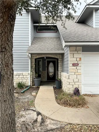 $1,695 | 1235 Canyon Creek Circle, College Station, TX 77840
