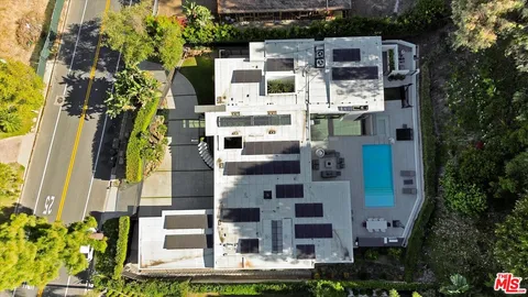 $13,495,000 | 1049 Loma Vista Drive, Beverly Hills, CA 90210