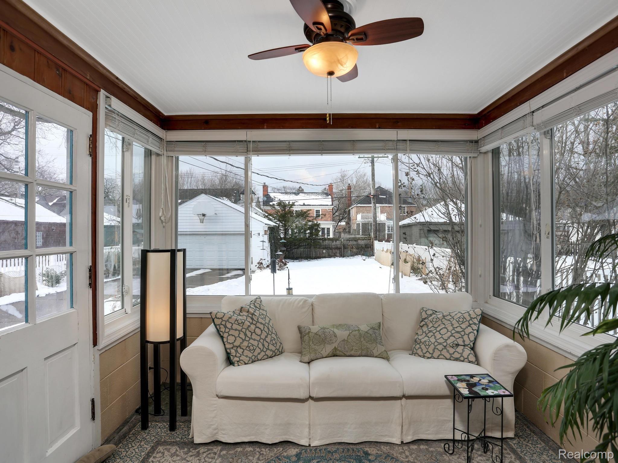 741 Lincoln Road Grosse Pointe, MI 48230 - Photo 11 of 23 741 Lincoln Rd Grosse Pointe-011-011-741 Lincoln Road Grosse-MLS_Size.jpg
