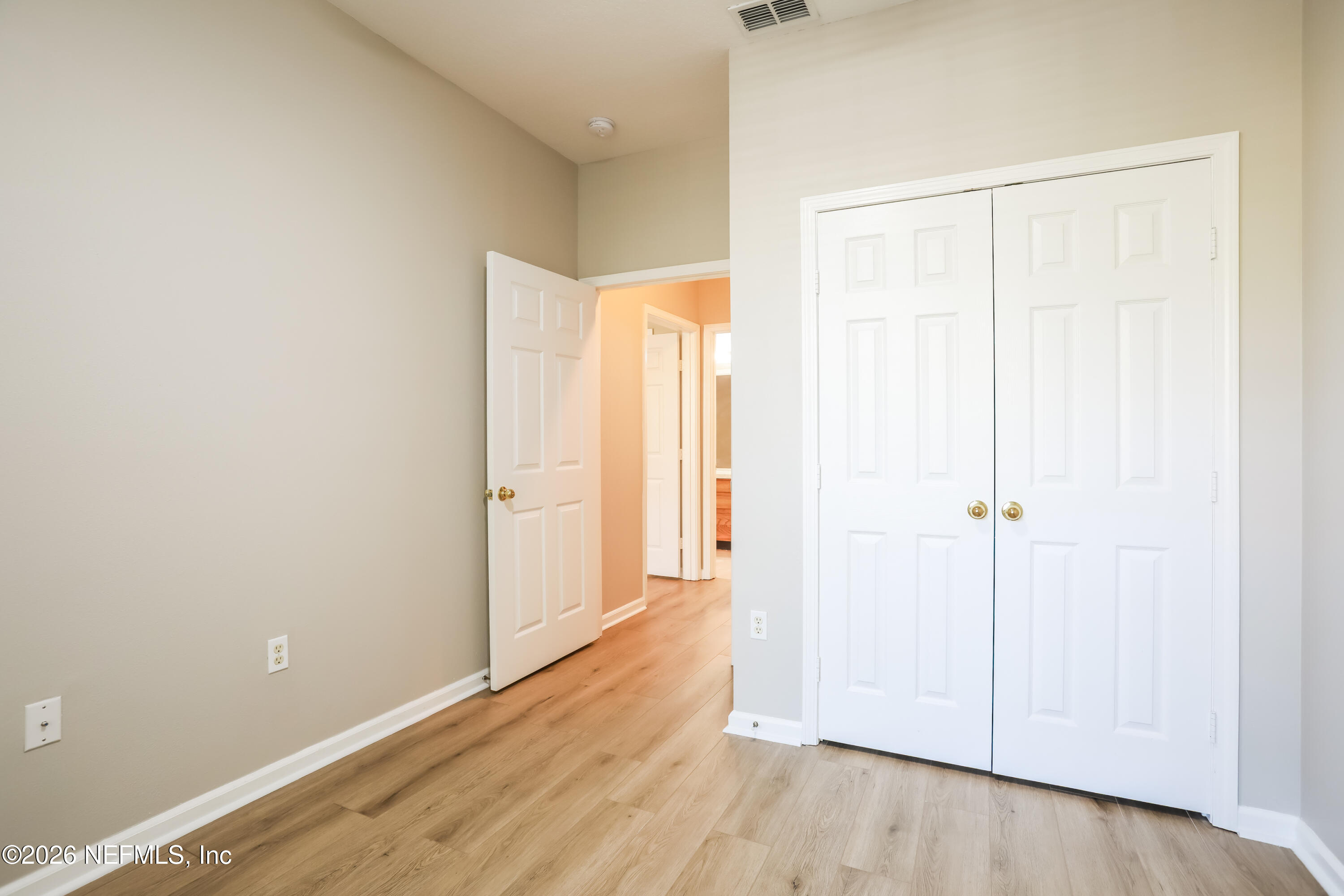 10550 Baymeadows Road, Unit 610 Jacksonville, FL 32256 - Photo 13 of 23 14-photo-Bedroom-eb8b8dbc-ebc6-4384-8475