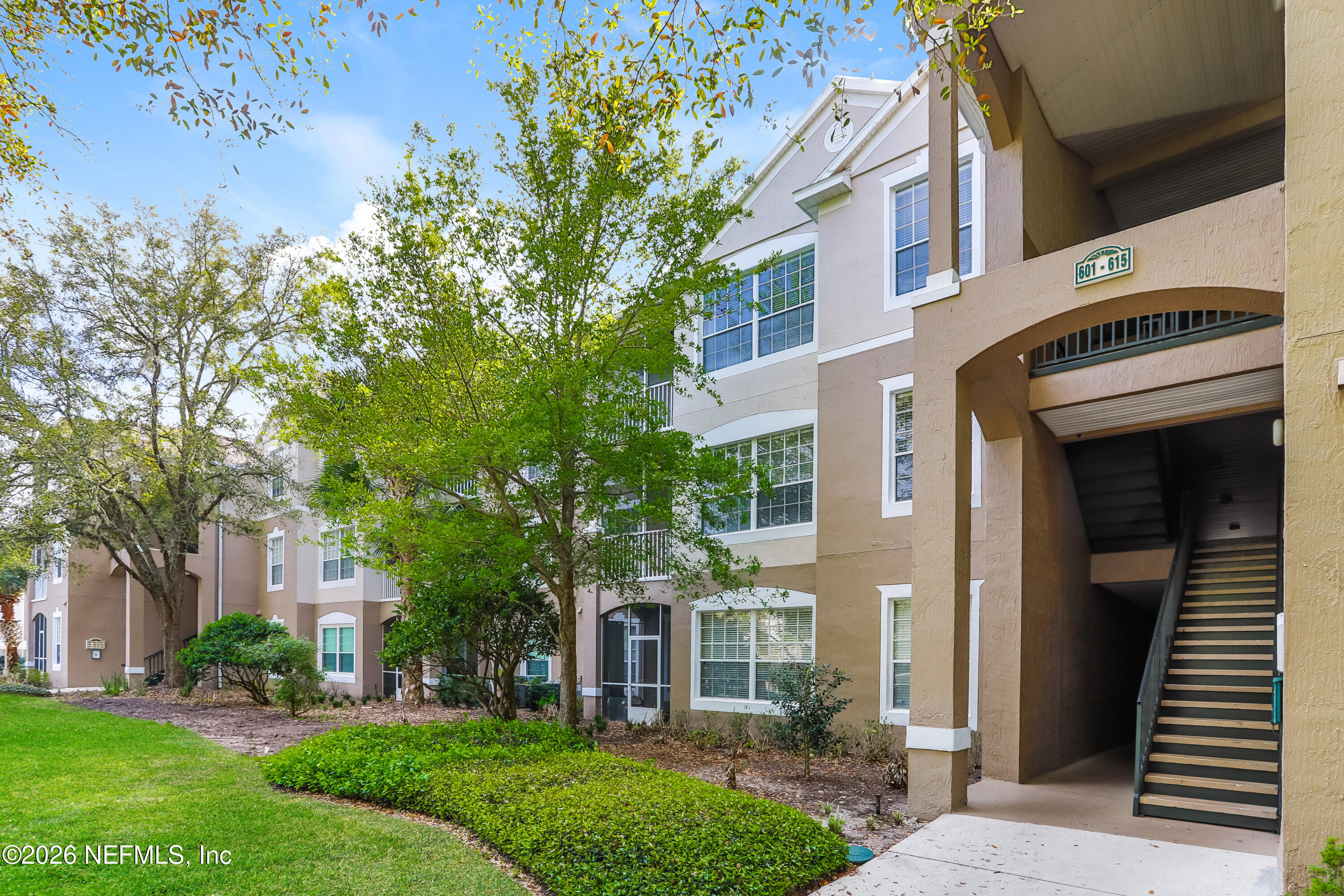 10550 Baymeadows Road, Unit 610 Jacksonville, FL 32256 - Photo 2 of 23 Front Exterior