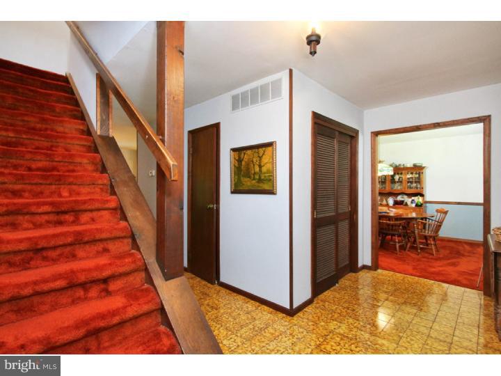 155 Cedar Grove Road Mullica Hill, NJ 08062 - Photo 7 of 20 Foyer