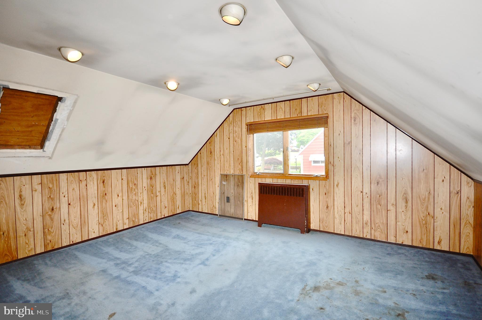 37 Calicobush Road Levittown, PA 19057 - Photo 16 of 29 Gallery Image 16