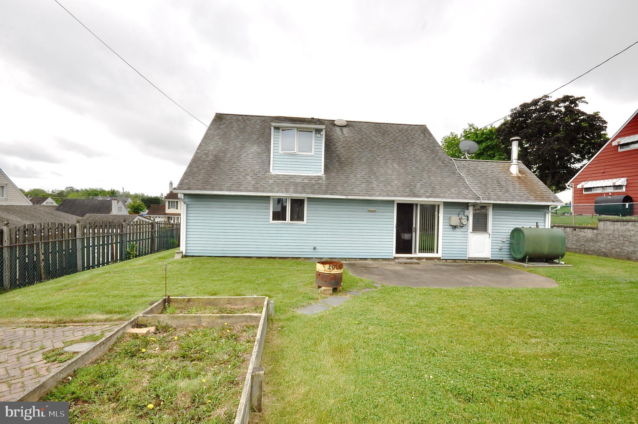 37 Calicobush Road Levittown, PA 19057 - Photo 27 of 29 Gallery Image 27