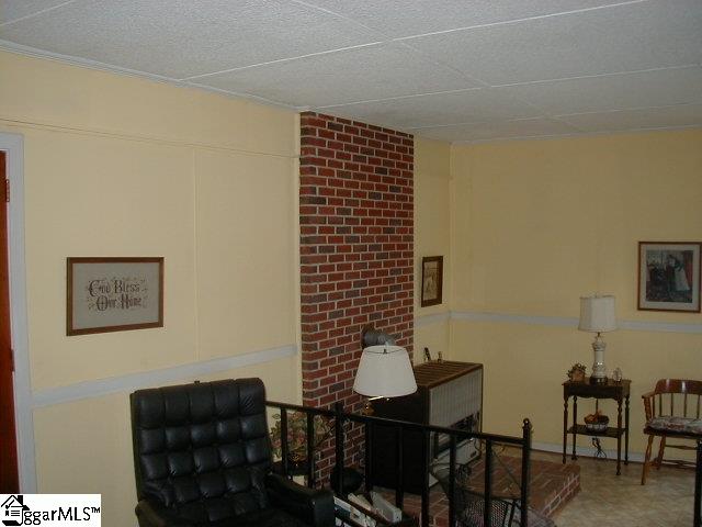 106 Workman Road Laurens, SC 29360 - Photo 8 of 15 Gallery Image 8