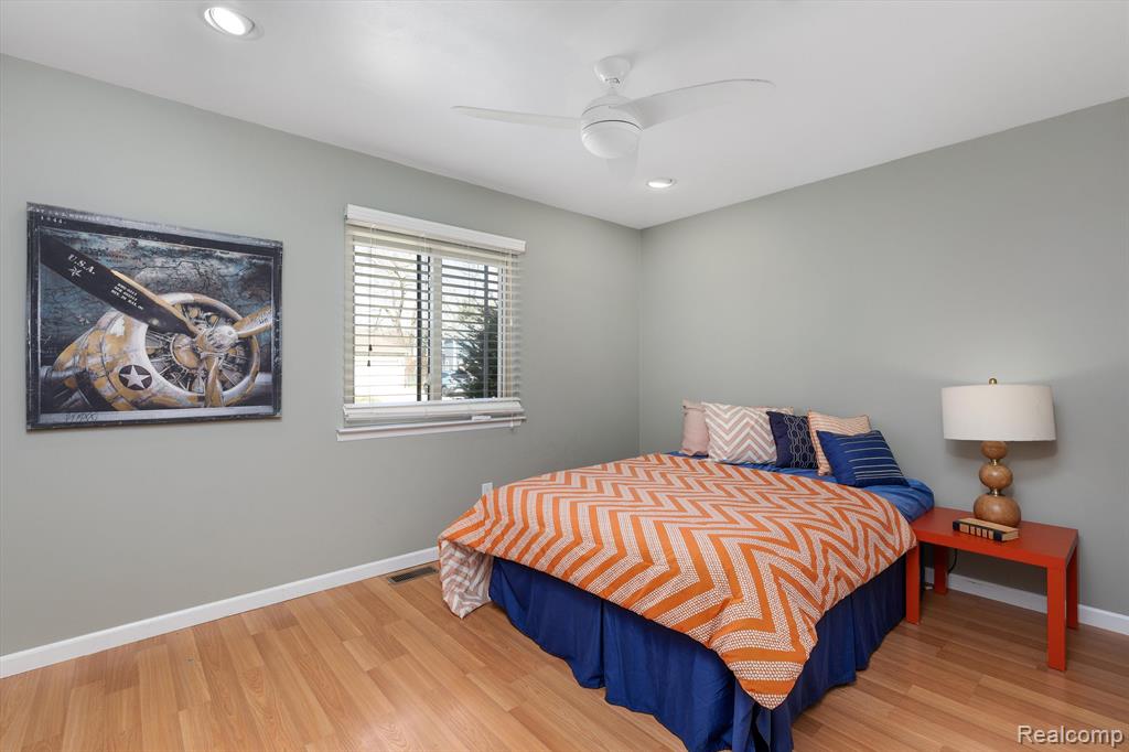 3645 Dearborn Avenue Rochester Hills, MI 48309 - Photo 13 of 29