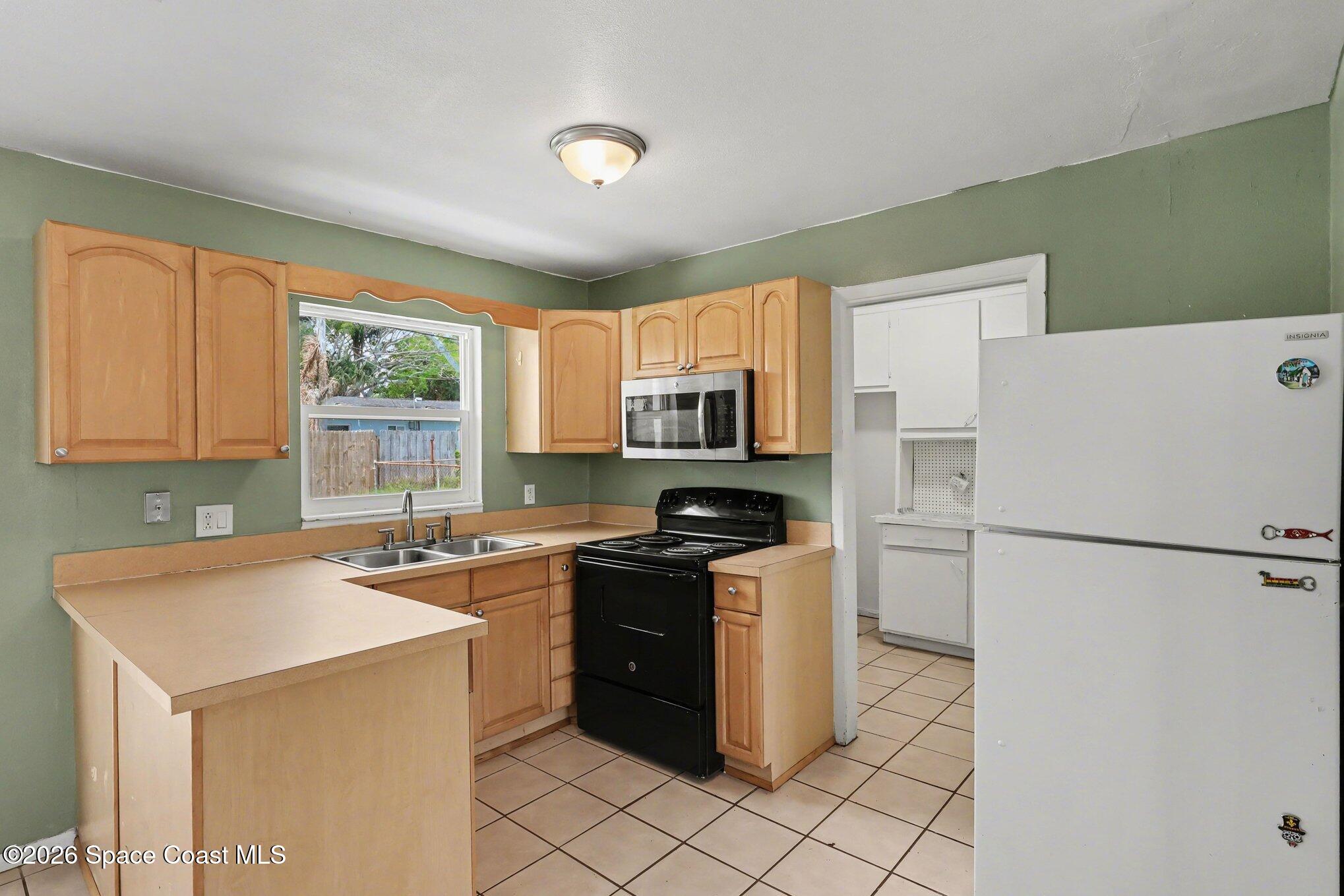 620 Cherokee Avenue Melbourne, FL 32935 - Photo 11 of 27 010_file_2199
