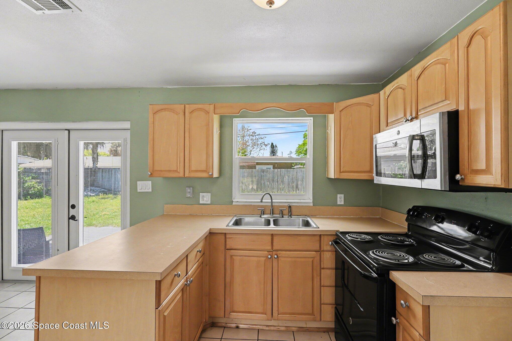 620 Cherokee Avenue Melbourne, FL 32935 - Photo 12 of 27 011_file_8539