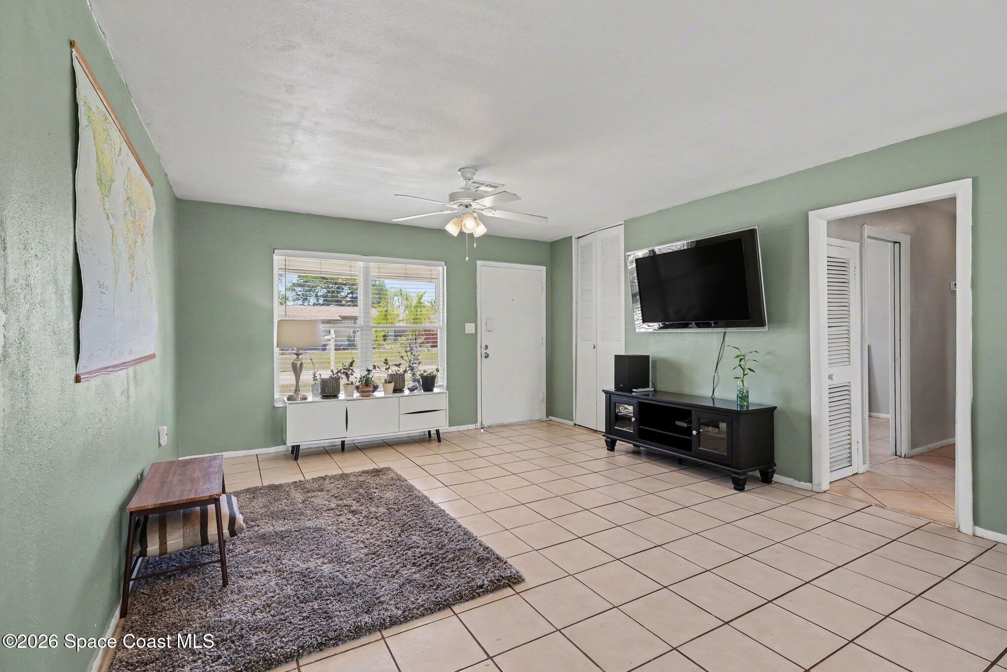 620 Cherokee Avenue Melbourne, FL 32935 - Photo 5 of 27 004_file_9742