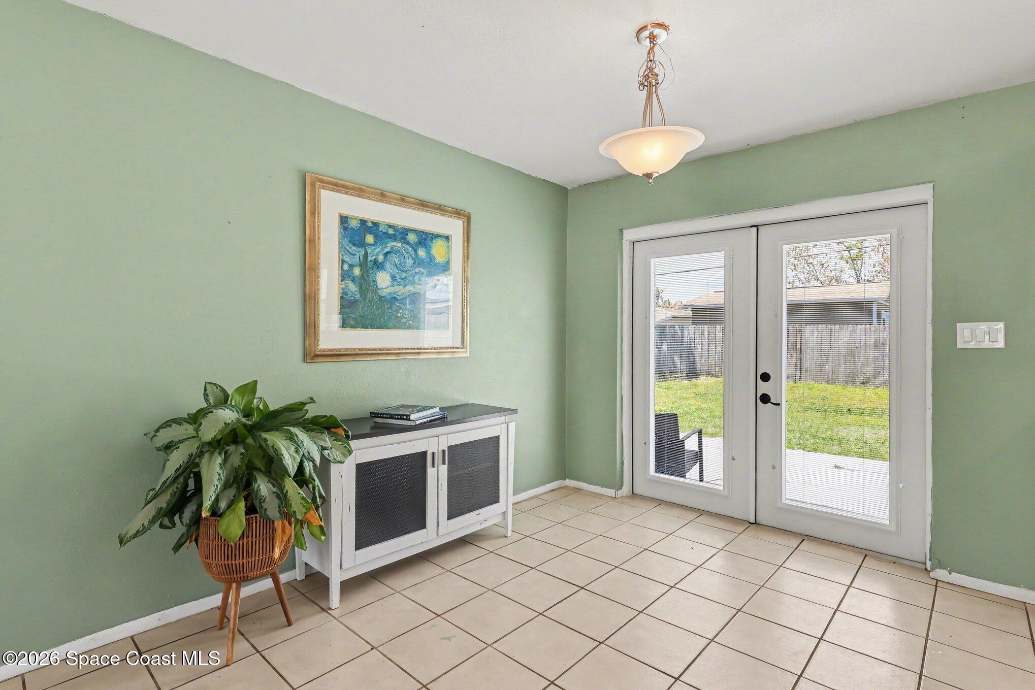 620 Cherokee Avenue Melbourne, FL 32935 - Photo 8 of 27 007_file_5563