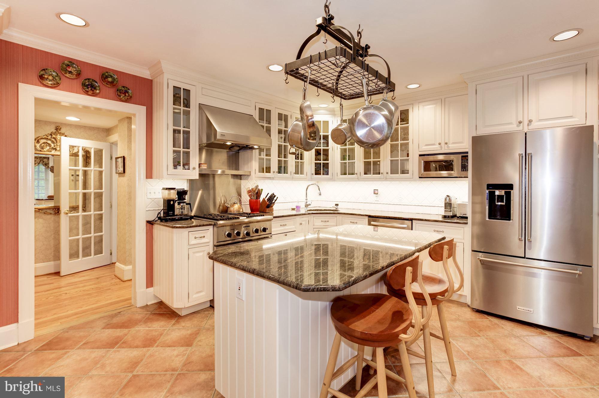 7706 Crossland Road Baltimore, MD 21208 - Photo 12 of 30 Granite Kitchen Breakfast Island