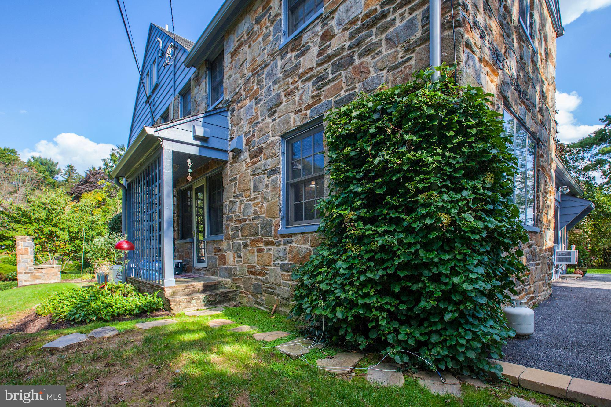 7706 Crossland Road Baltimore, MD 21208 - Photo 29 of 30 Exterior Side Porch