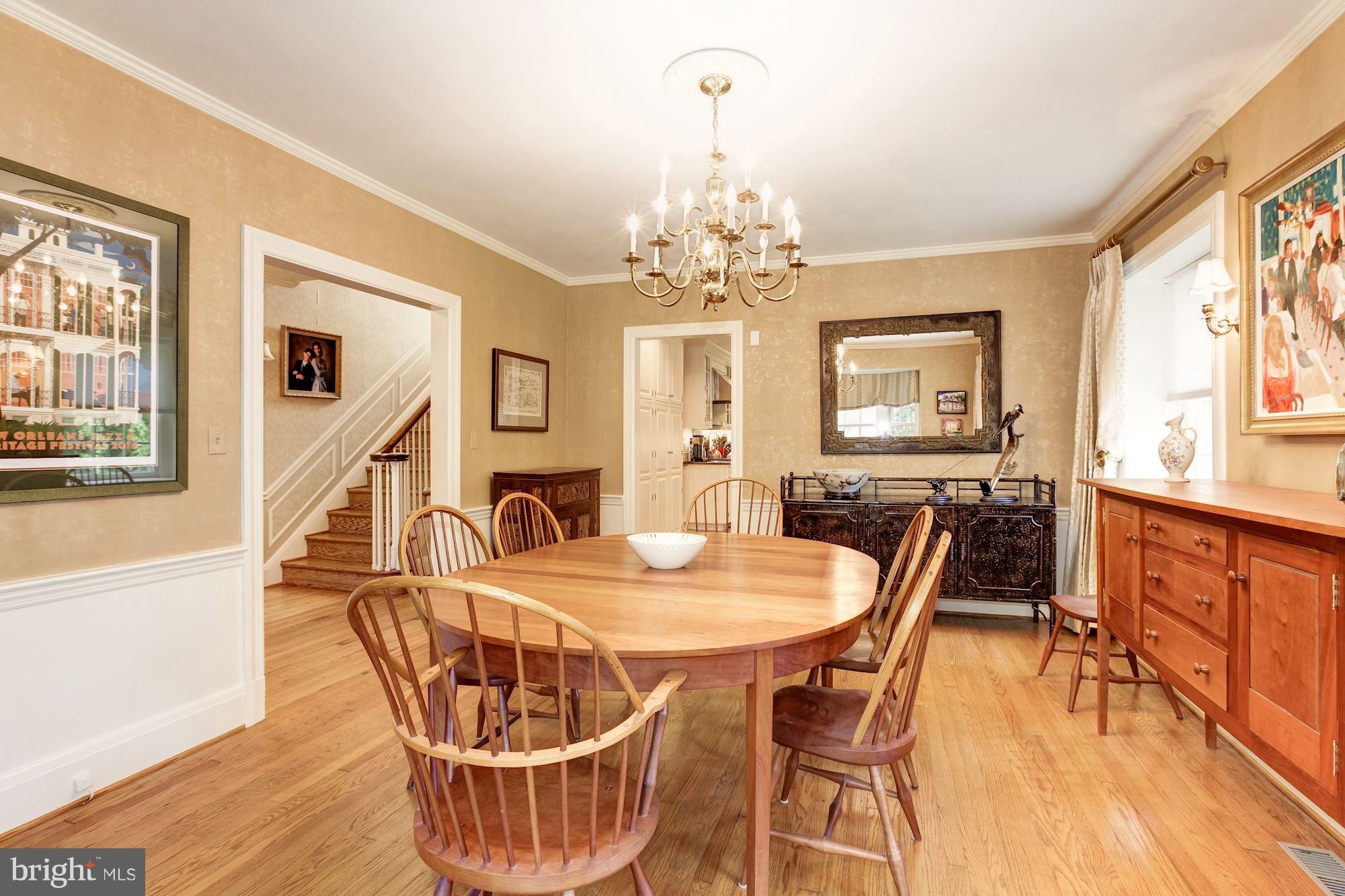 7706 Crossland Road Baltimore, MD 21208 - Photo 10 of 30 Hardwood Flrs, Recessed Lighting / Crown Molding