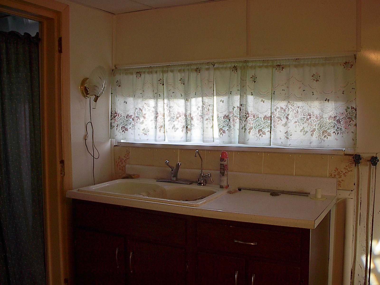 409 North Canal Street Butler, IN 46721 - Photo 3 of 16