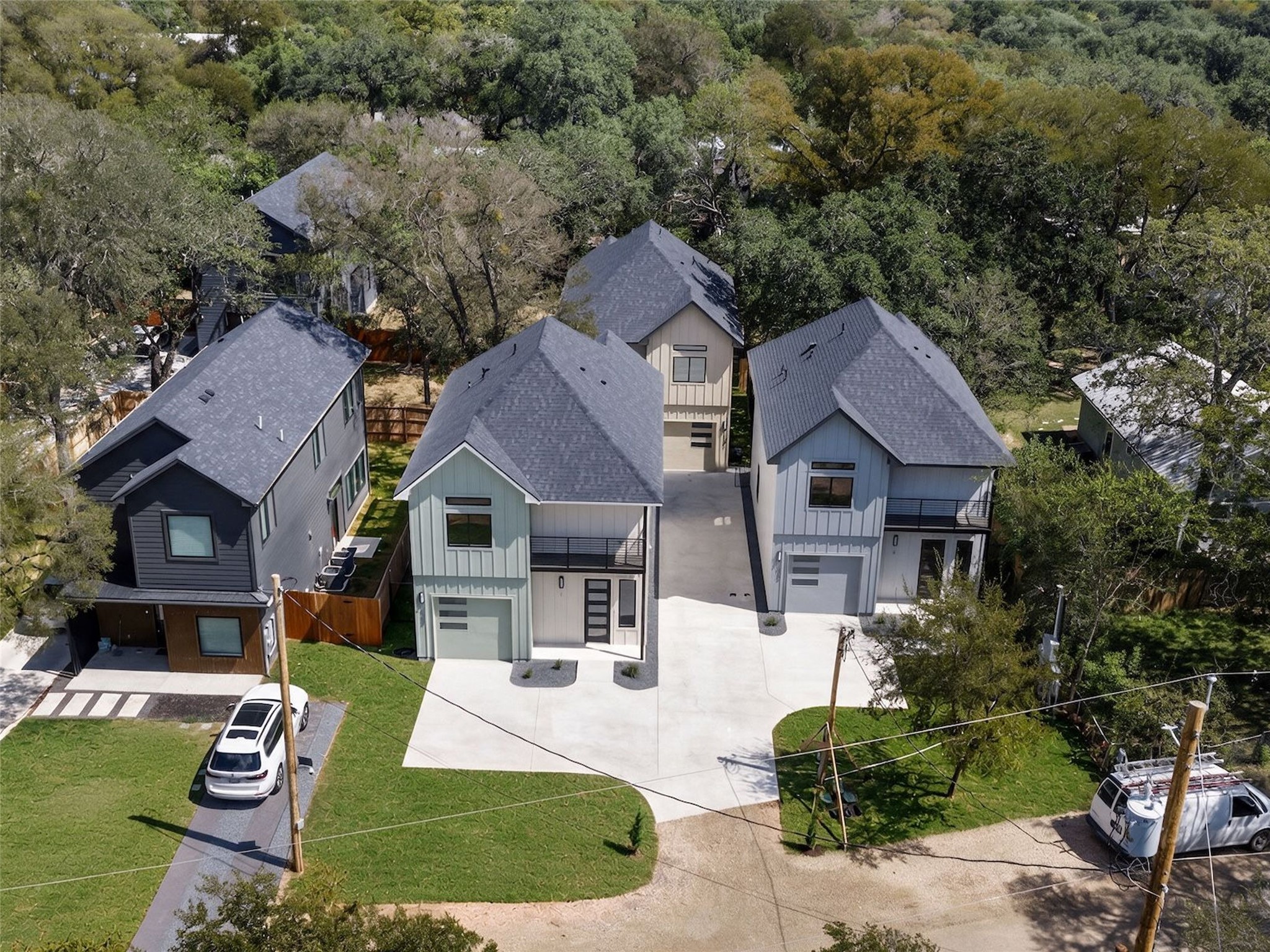10303 Gail Road, Unit 1 Austin, TX 78748 - Photo 3 of 28 Gallery Image 3
