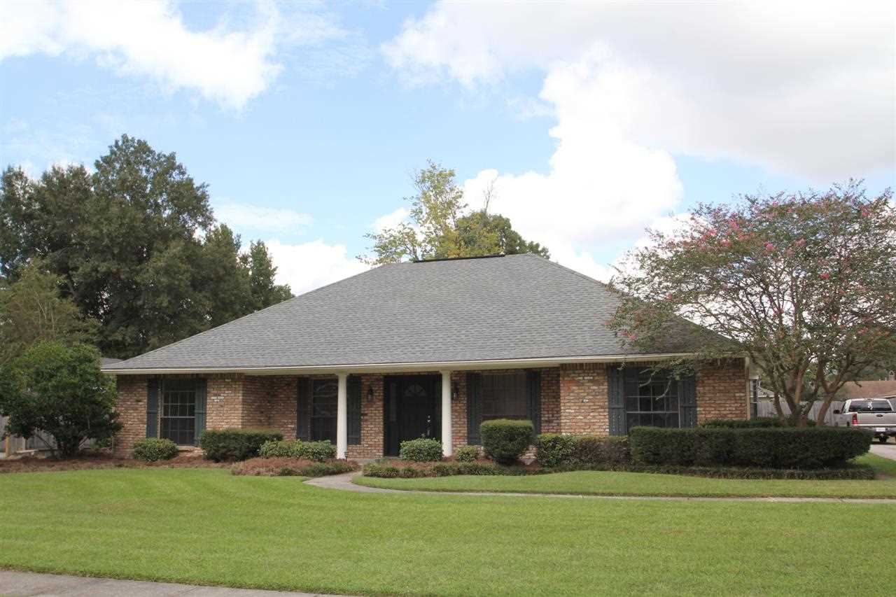 13817 Shady Ridge Avenue Baton Rouge, LA 70817 - Photo 1 of 28 Gallery Image 1
