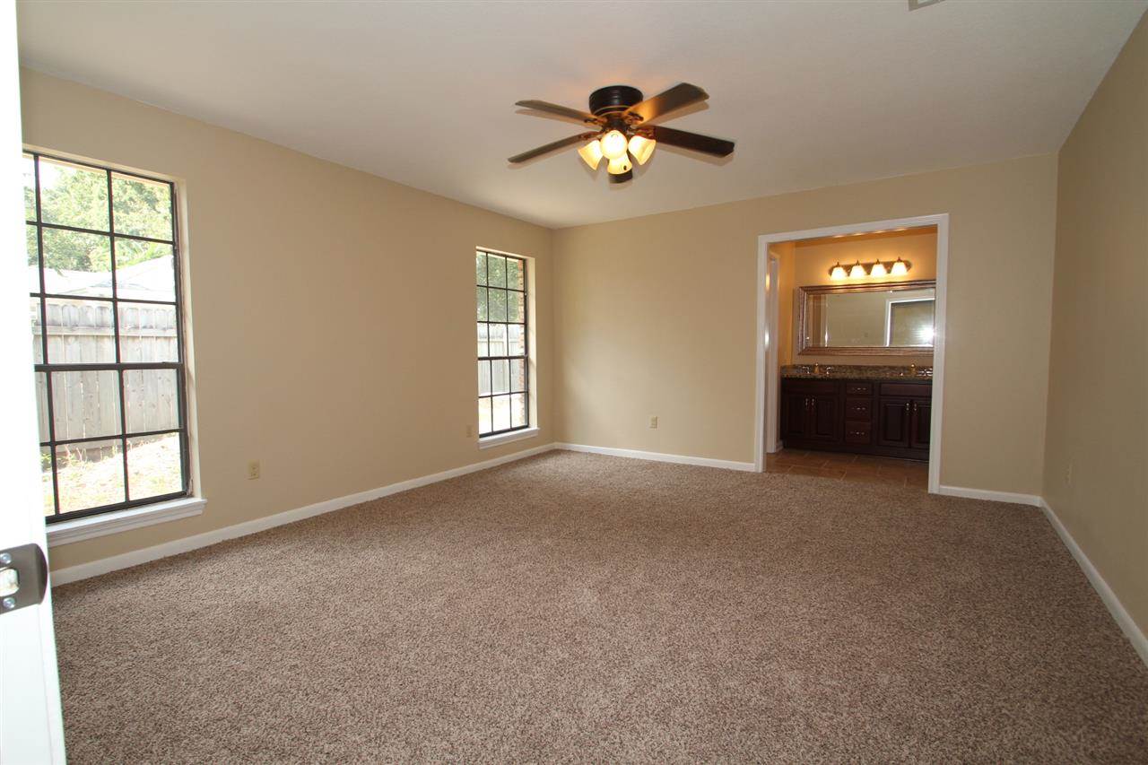 13817 Shady Ridge Avenue Baton Rouge, LA 70817 - Photo 16 of 28 Gallery Image 16