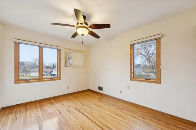 $385,000 | 1781 Serpentine Drive, Eagan, MN 55122