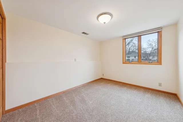 $385,000 | 1781 Serpentine Drive, Eagan, MN 55122