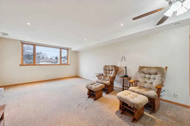 $385,000 | 1781 Serpentine Drive, Eagan, MN 55122