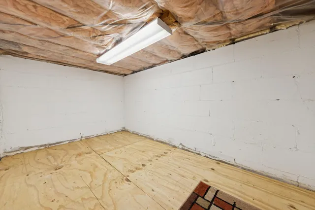 $385,000 | 1781 Serpentine Drive, Eagan, MN 55122