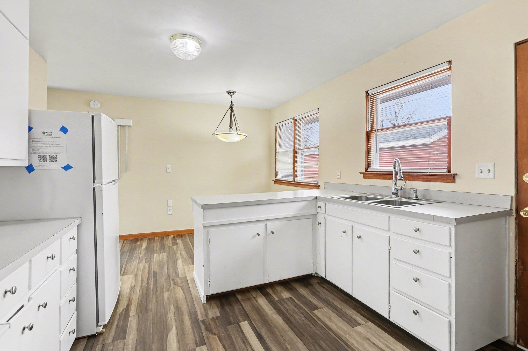 513 West Ridge Road Bay City, MI 48708 - Photo 10 of 21