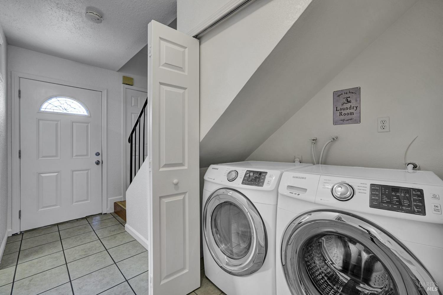 735 Racquet Club Circle Rohnert Park, CA 94928 - Photo 13 of 33