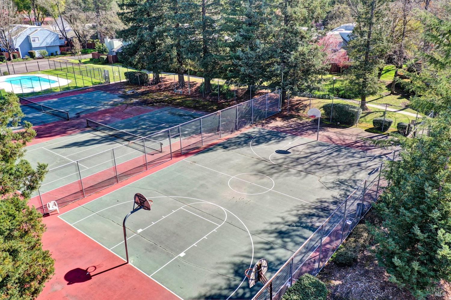 735 Racquet Club Circle Rohnert Park, CA 94928 - Photo 28 of 33