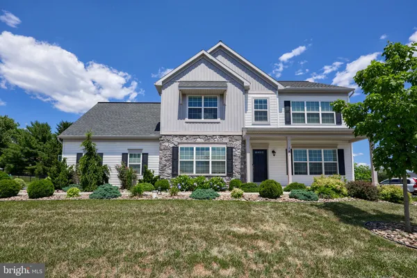 $585,000 | 141 East Valley Road, Denver, PA 17517