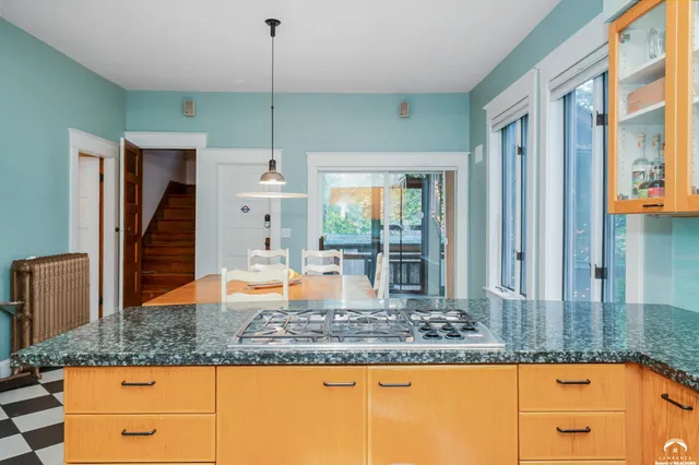 $824,900 | 734 Indiana Street, Lawrence, KS 66044