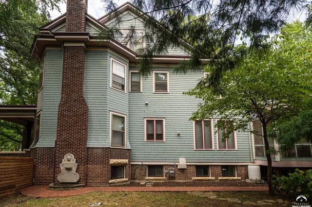 $824,900 | 734 Indiana Street, Lawrence, KS 66044