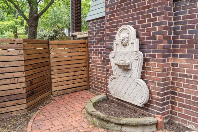 $824,900 | 734 Indiana Street, Lawrence, KS 66044